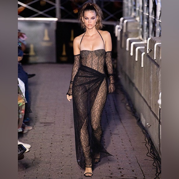 LaQuan Smith Lace Halter Long Sleeve Jumpsuit - Picture 2 of 8